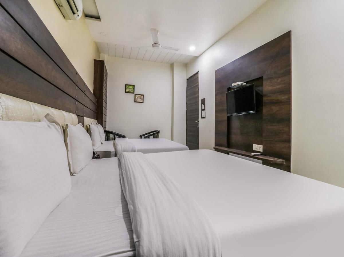 Oyo 1977 Hotel Grand Galaxy Amritsar Exteriér fotografie